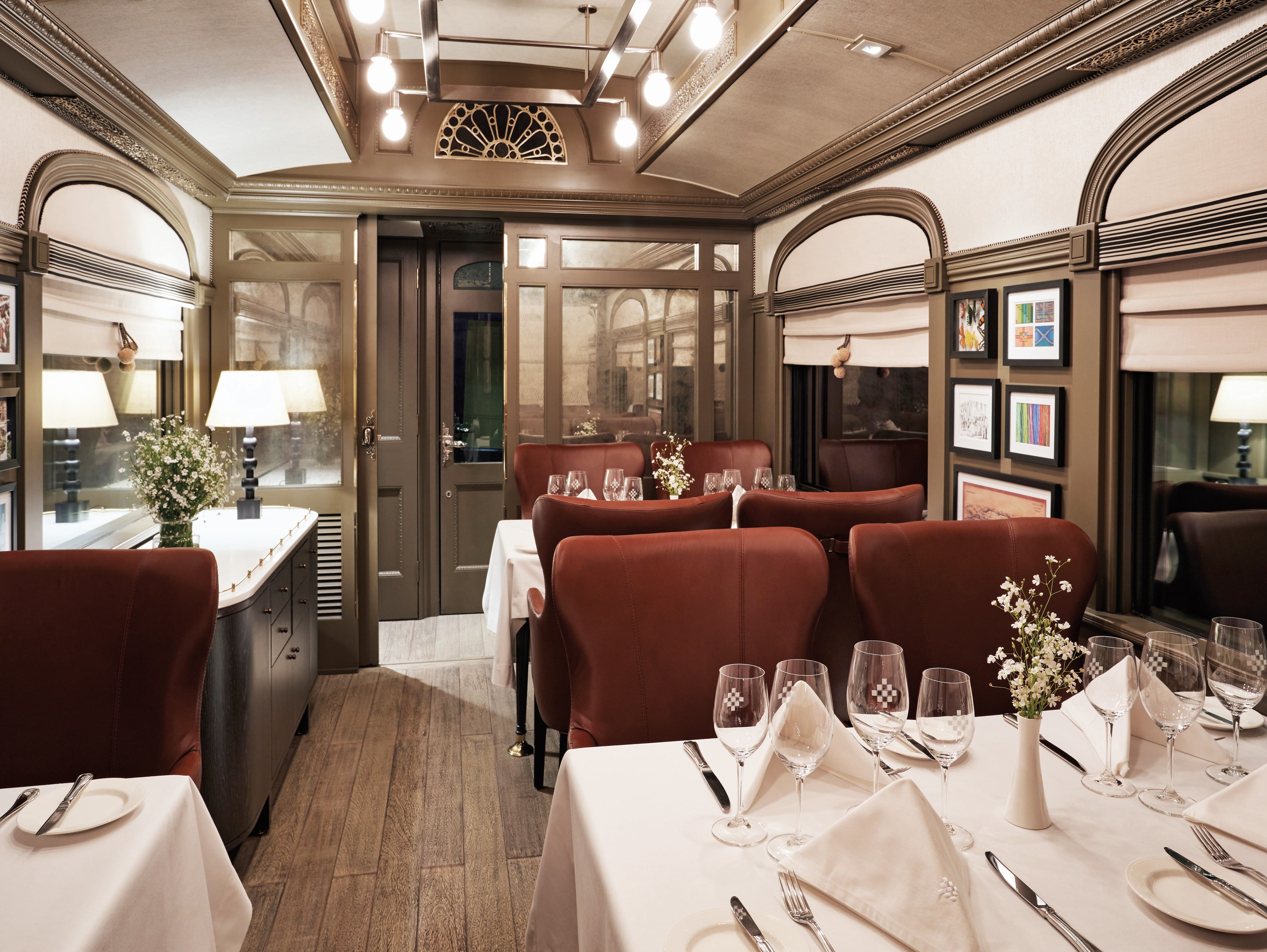 Voiture-restaurant Belmond Andean Explorer