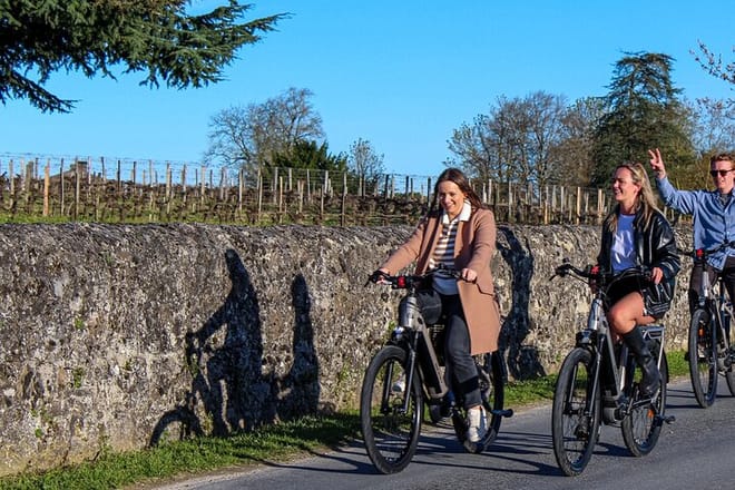 Saint Emilion Half Day Ebike and Wine Tour with Picnic. - Photo 1