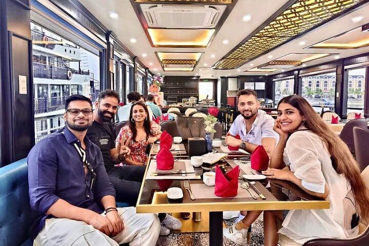 La Casta Cruise from Hanoi by Expressway Transfer - 5 Star Cruise