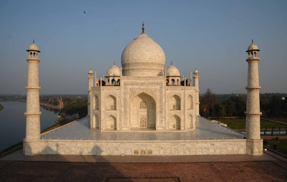 Taj Mahal Agra Sunset day trip From Delhi