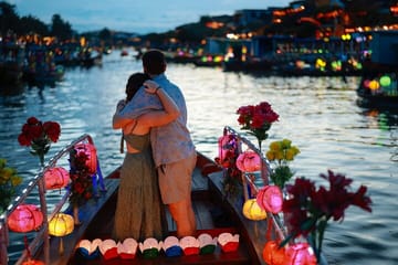 Hoi An Photographer & Vacation Photoshoot – Private Session