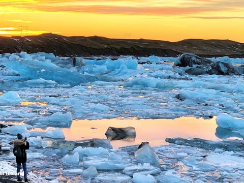 Glacier Lagoon (Jökulsárlón) & South Coast Tour with boat ride, photo 3