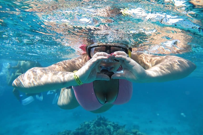 Tiran Island Snorkeling Boat Trip 6
