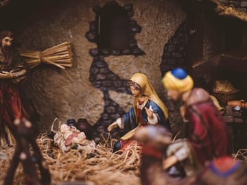 Winter Walking Tour and Christmas Market in Prague