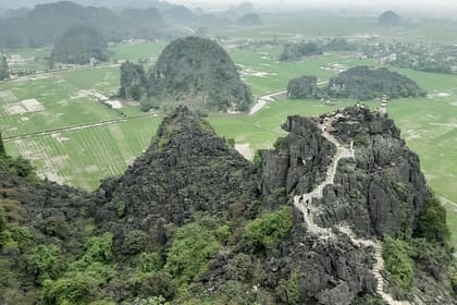 NINH BINH package tour in 2 days/ 1 night: visit world heritage site & eco tour