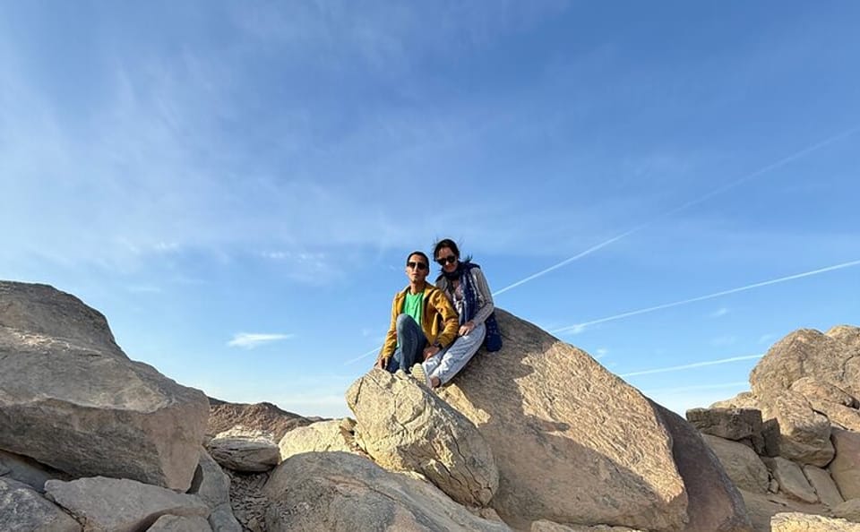 Hurghada Desert Safari: Jeep, Camel Ride, Dinner & Show