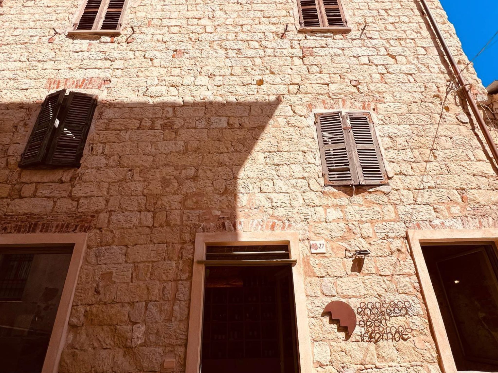 Underground Cave Visit with Food & Wine Tasting near Asti