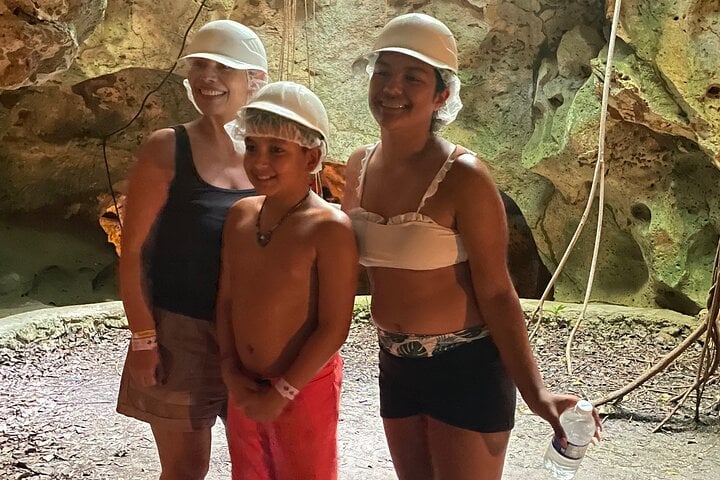 Green Grotto Caves and Dunn’s river falls combine tour from Montego Bay 9