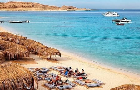 Day on Red Sea in Ain El Sokhna with Pickup from Cairo or Giza