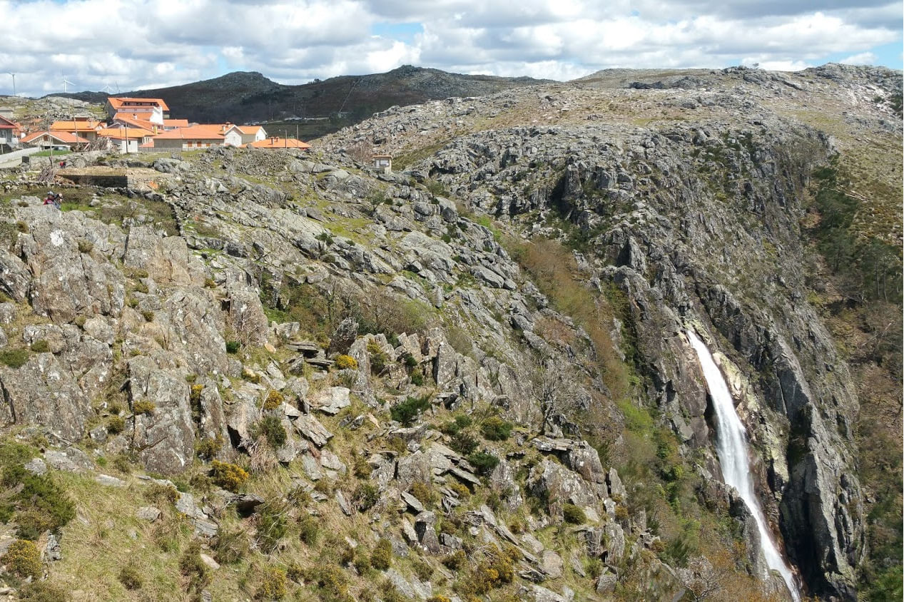 The Frecha da Mizarela Waterfall, a prominent feature of the local landscape.