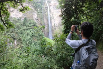 Karajía Sarcophagi and Quiocta Caves Tour in Chachapoyas