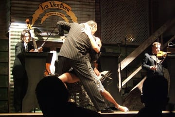 Tigre Delta Tour with Dinner and Tango Show in Buenos Aires