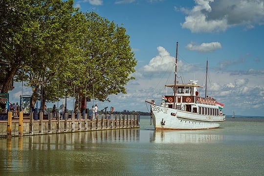 Private Full Day Lake Balaton Tour with Lunch & Wine Tasting and Ferry Ride