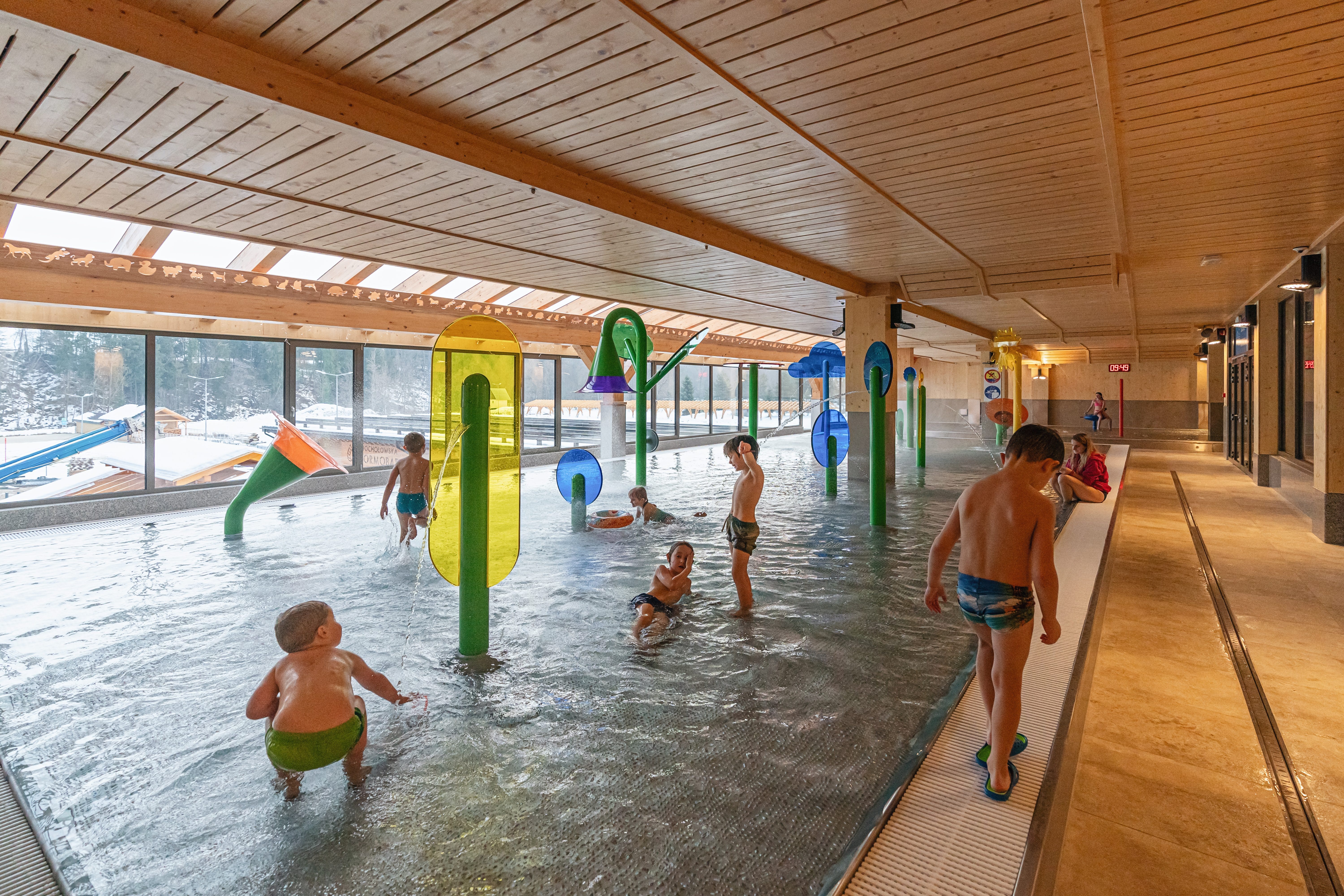 Chochołów Thermal Baths children's zone indoor pool — kids thermal baths Podhale near Zakopane