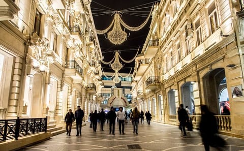 Private 3-Night Cultural Tour of Baku and Qobustan