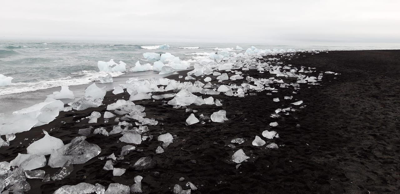 Glacier Lagoon Private Tour with Private Zodiac Boat Ride on the Iceberg Lagoon 4