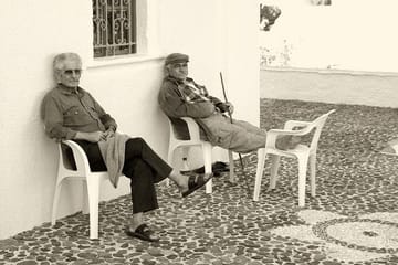 Private Santorini Tour: Traditional Village and Wine Museum