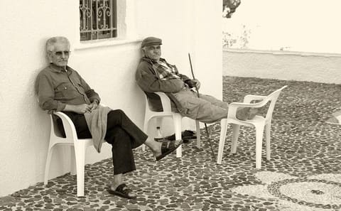 Private Santorini Tour: Traditional Village and Wine Museum