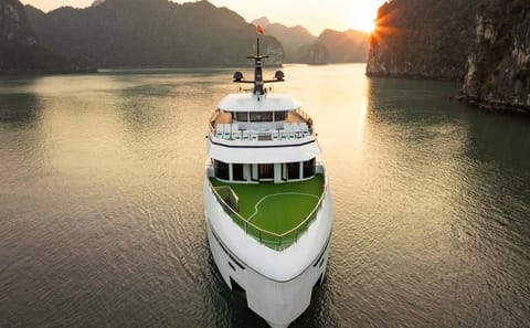 Luxury Day Cruise in Halong and Lan Ha Bay from Tuan Chau