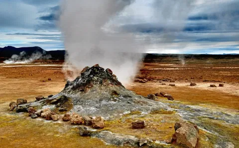Private Day Tour of Goðafoss and Mývatn from Akureyri
