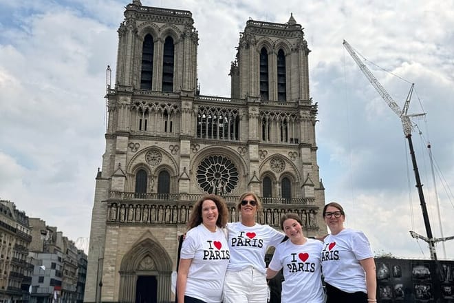 Notre Dame Paris Cathedral Guided Tour (Exterior Only)