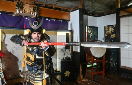 To war, let’s go to battle!Samurai Sword cutting & Armor shooting
