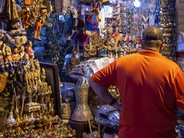 Explore Salah Al-Din Citadel and Old Cairo Bazaar Tour