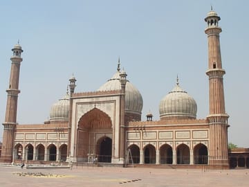 Rajasthan Forts and Palaces Tour with Khajuraho and Varanasi