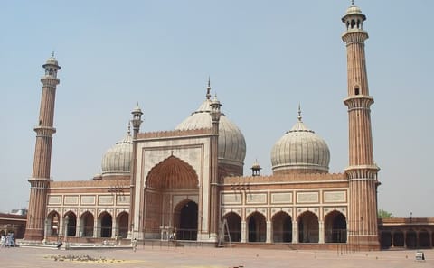 Rajasthan Forts and Palaces Tour with Khajuraho and Varanasi