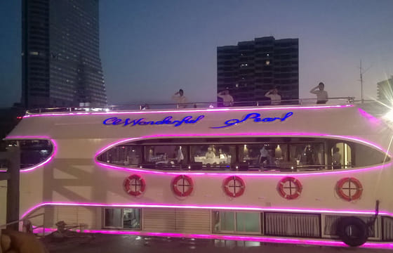 Wonderful Pearl Cruise Dinner & Live Music on the River