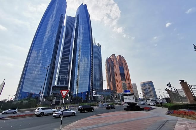 From Dubai : Abu Dhabi City Tour Including Le Louvre Museum Ticket 9