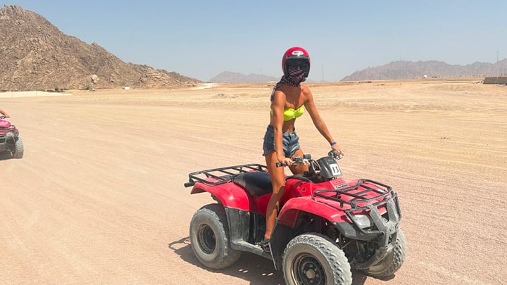 Quad adventure & Bedouin tea