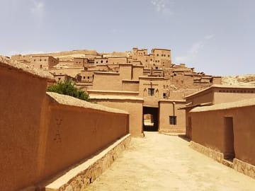 4 days tour and trek from Fez to Marrakech via Sahara Desert