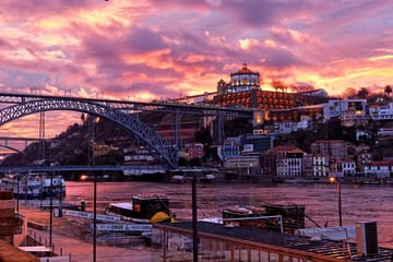 Photography Session at Luis I Bridge in Porto