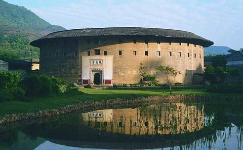 Private Day Tour of Hongkeng Tulou and Yunshuiyao Village