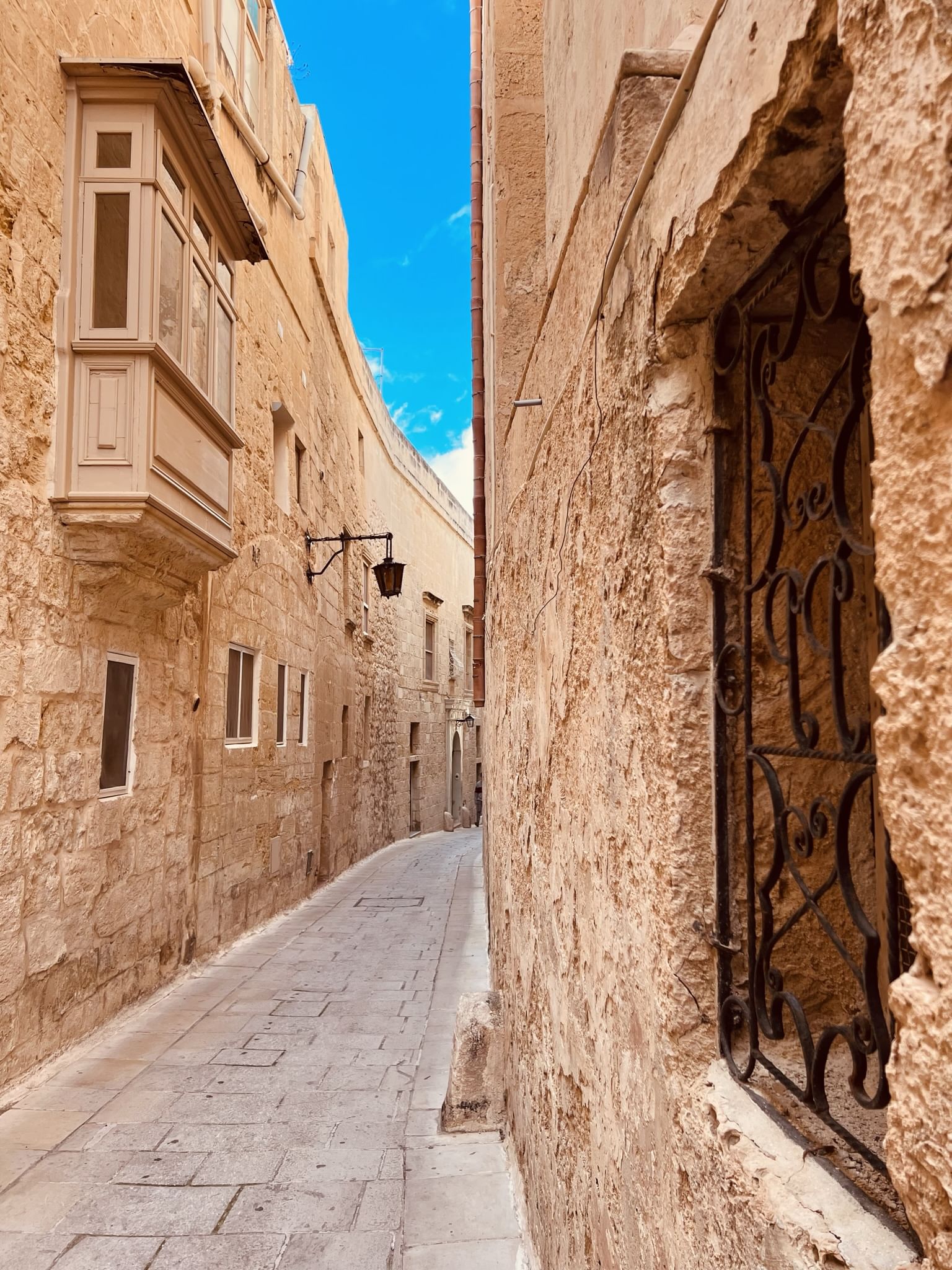 Narrow and quaint streets in Mdina