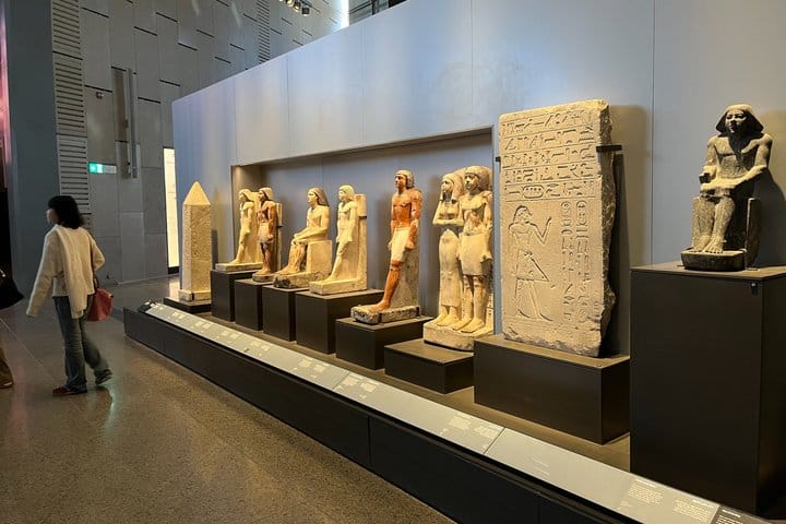 Expert Female Egyptologist to Grand Museum, Giza Pyramids, Sphinx