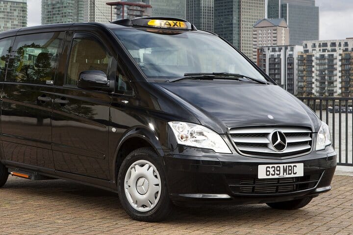 Private Transfer One Way from Paris Hotel to Disneyland Paris 7
