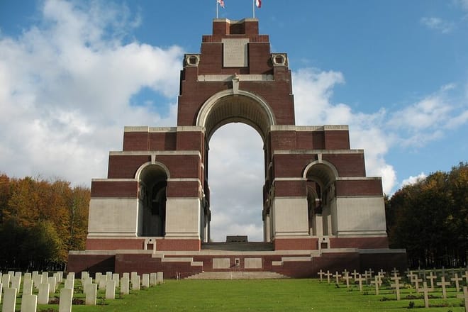 Day Trip from Paris to Somme Battlefields