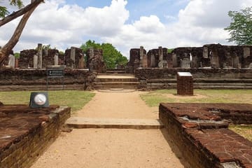 Sigiriya Rock Fortress and Polonnaruwa Tour from Kandy