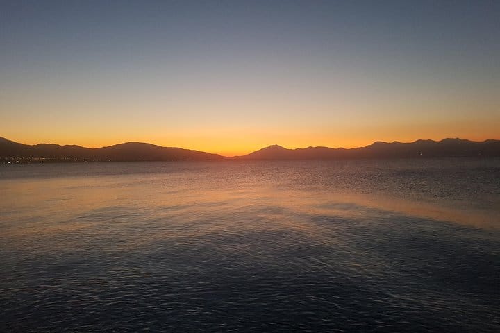 Private Cruise to Poseidon Temple at Sounio Cape with Snorkeling and Swimming