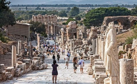 Ephesus Half Day Tour from Kuşadası and Selçuk Hotels