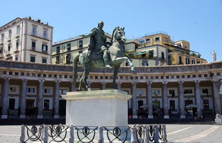 Private Walking Tour of Historic Naples Landmarks