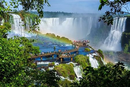 Iguazu Falls Adventure: Explore Argentina & Brazil’s Natural Wonders