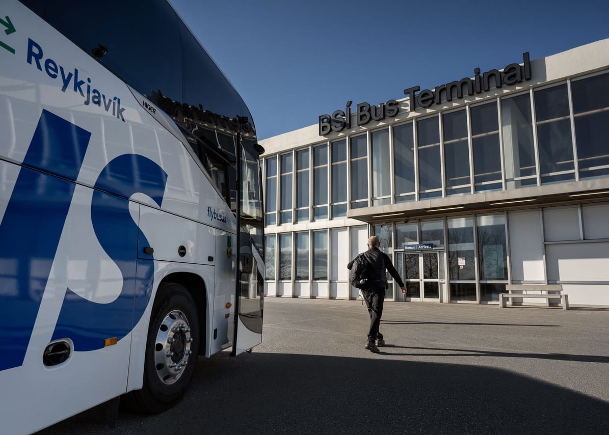 Flybus Plus - Hotel to Airport 7