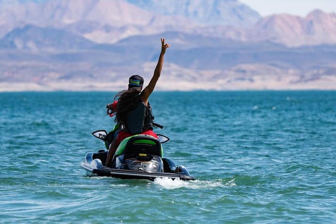 Jet ski