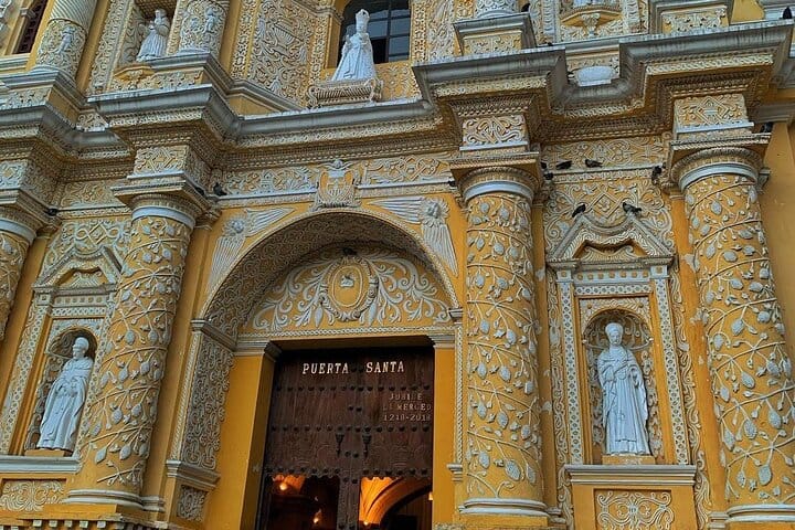 Half Day Experience in Antigua Guatemala - Collective tour 8