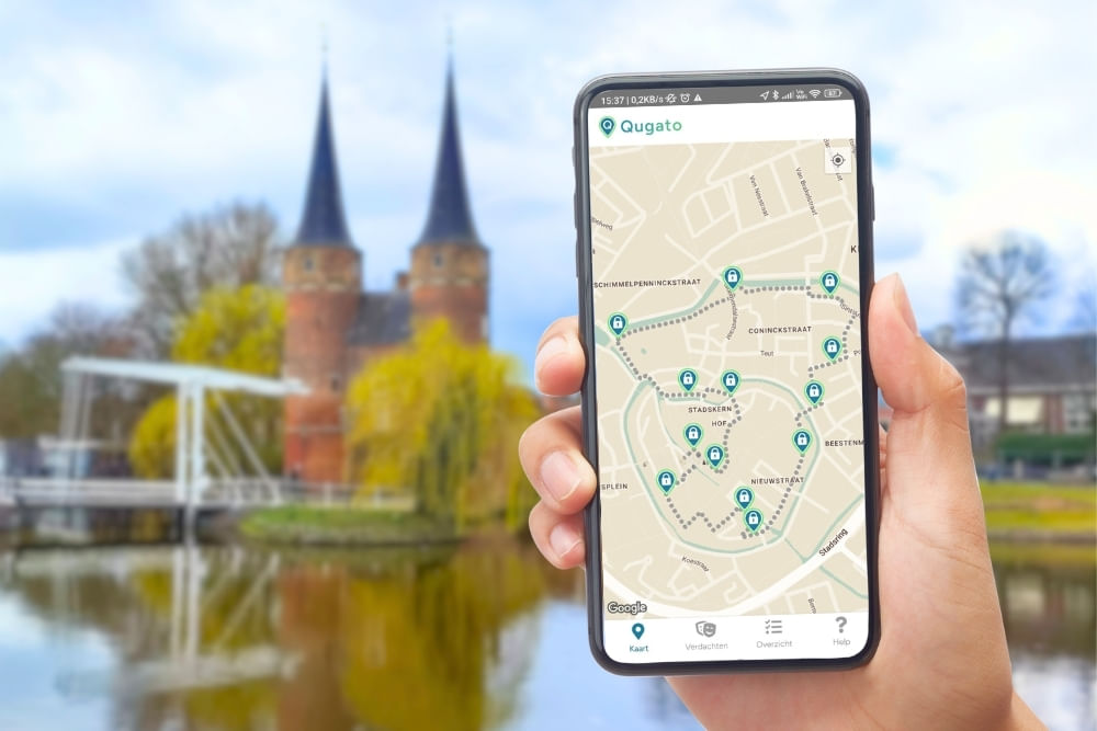 App interface screenshots of route during the Delft escape game.