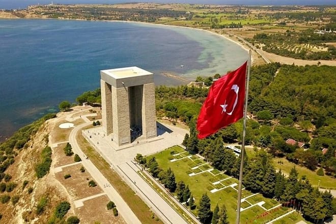 Istanbul: Gallipoli Peninsula Day Tour with Lunch and Tickets 3