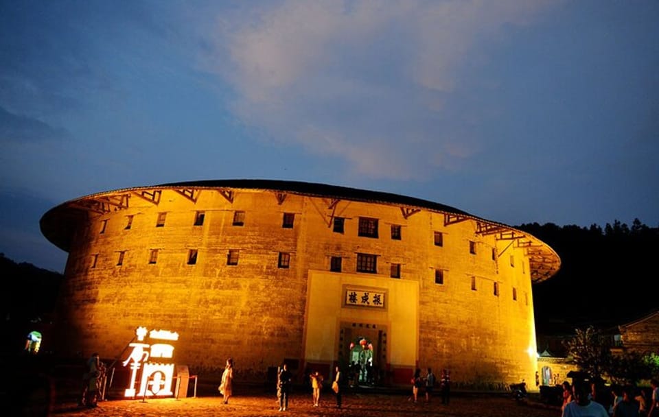 Private Day Tour of Hongkeng Tulou and Yunshuiyao Village